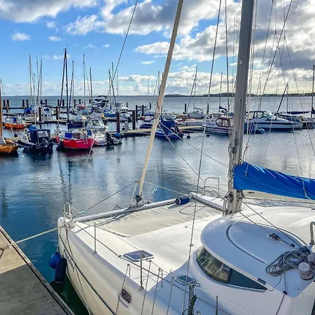 Awesome In Apartament Hohen Wieschendorf